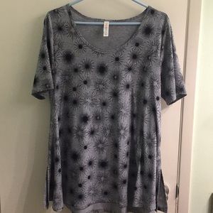 Lularoe perfect tee